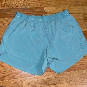 Outdoor Voices ‘Relay shorts’